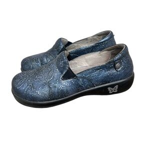 Alegria Keli Leather slip on clogs in Pewter Lace. Size 41 or us womens 10-10.5